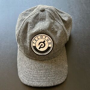 Peloton wool cap- like new